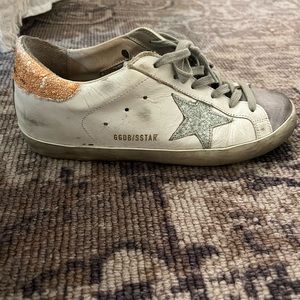 Golden Goose superstar size 39